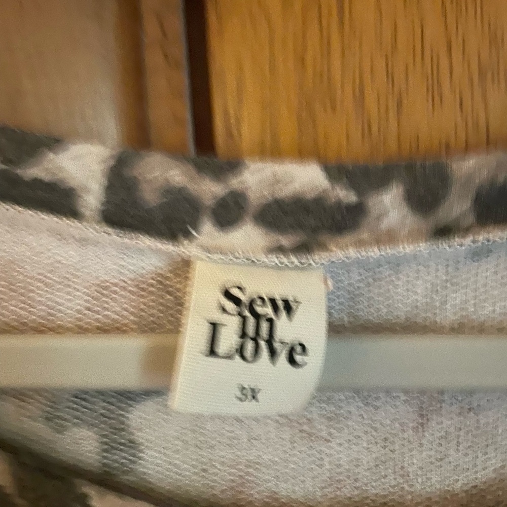 3x Women’s Tunic